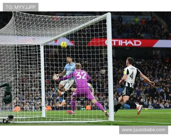 凯发体育曼城：曼城夺冠之路上的关键比赛回顾与精彩瞬间